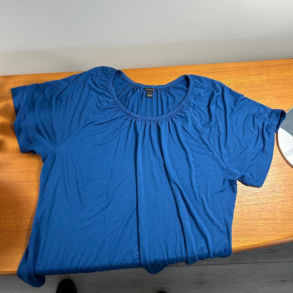 NEW Ann Taylor Blue Short Sleeve Top